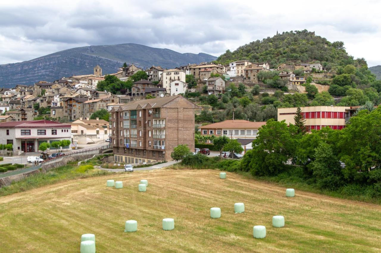 Hotel Boltaña Ordesa Kültér fotó